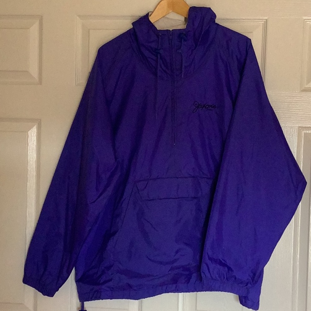 VP Sports men’s jacket